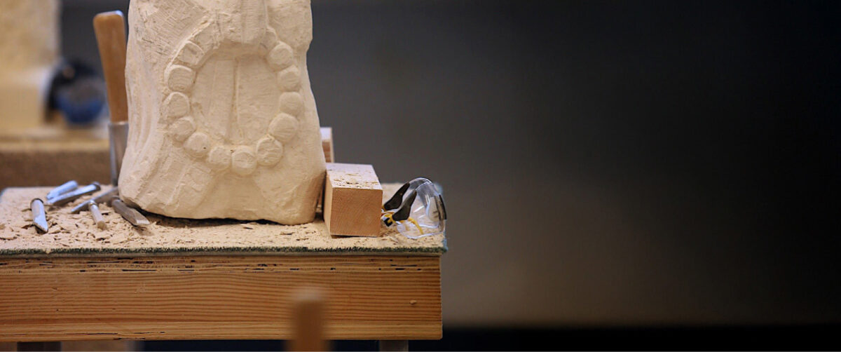 STONE CARVING CLASSES
AND TUITION